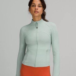 Nulu Cropped Define Jacket